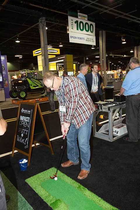 Showfloor-252-of-259.jpg