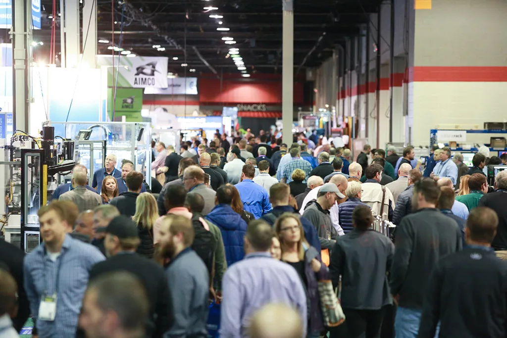 Showfloor-Party-Web-11.jpg