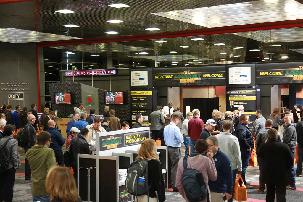 Showfloor-Party-Web-4.jpg