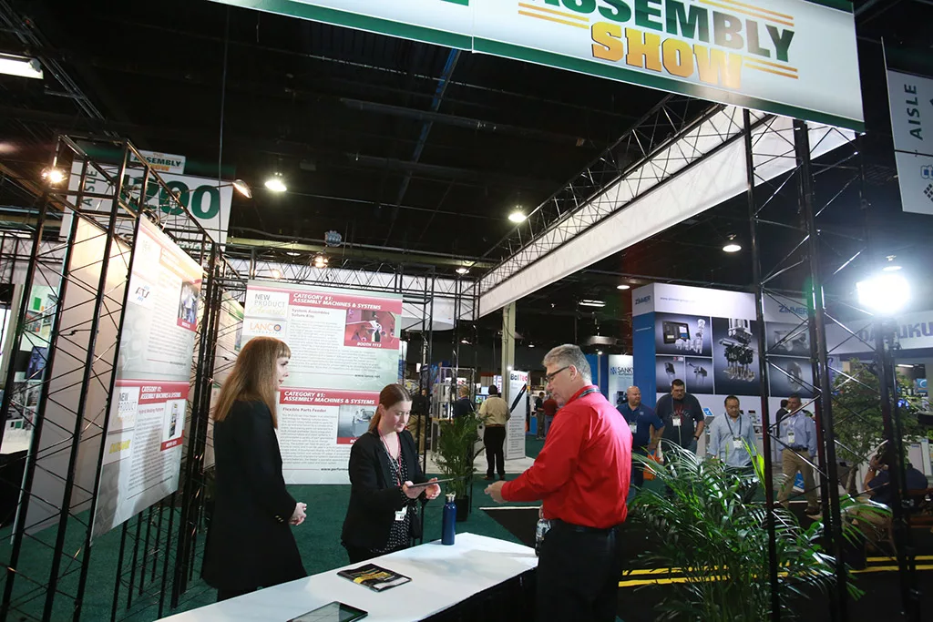 Showfloor-Web-120.jpg