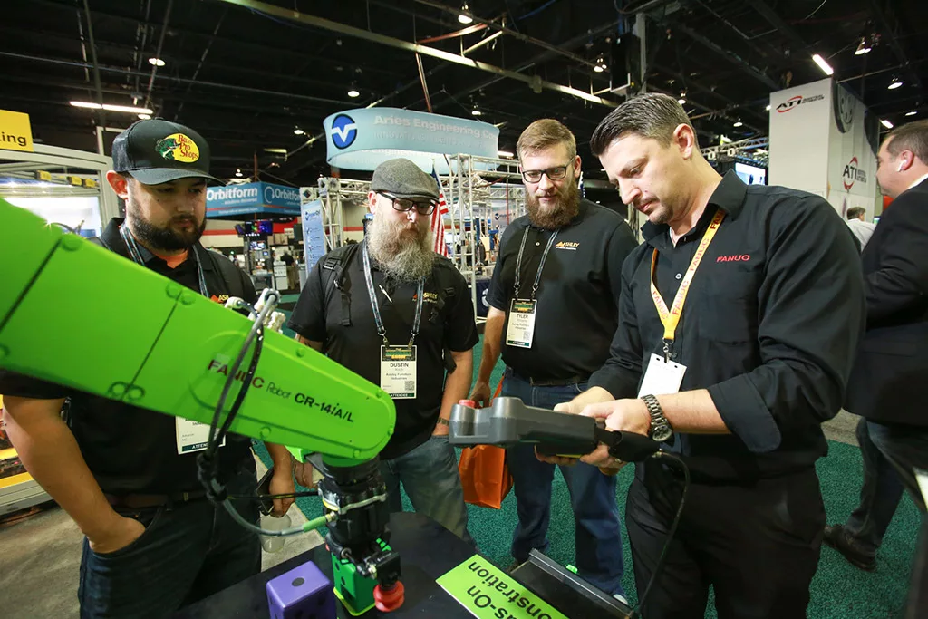 Showfloor-Web-161.jpg