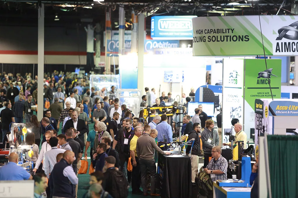 Showfloor-Web-19.jpg