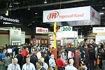 Showfloor-Web-25.jpg