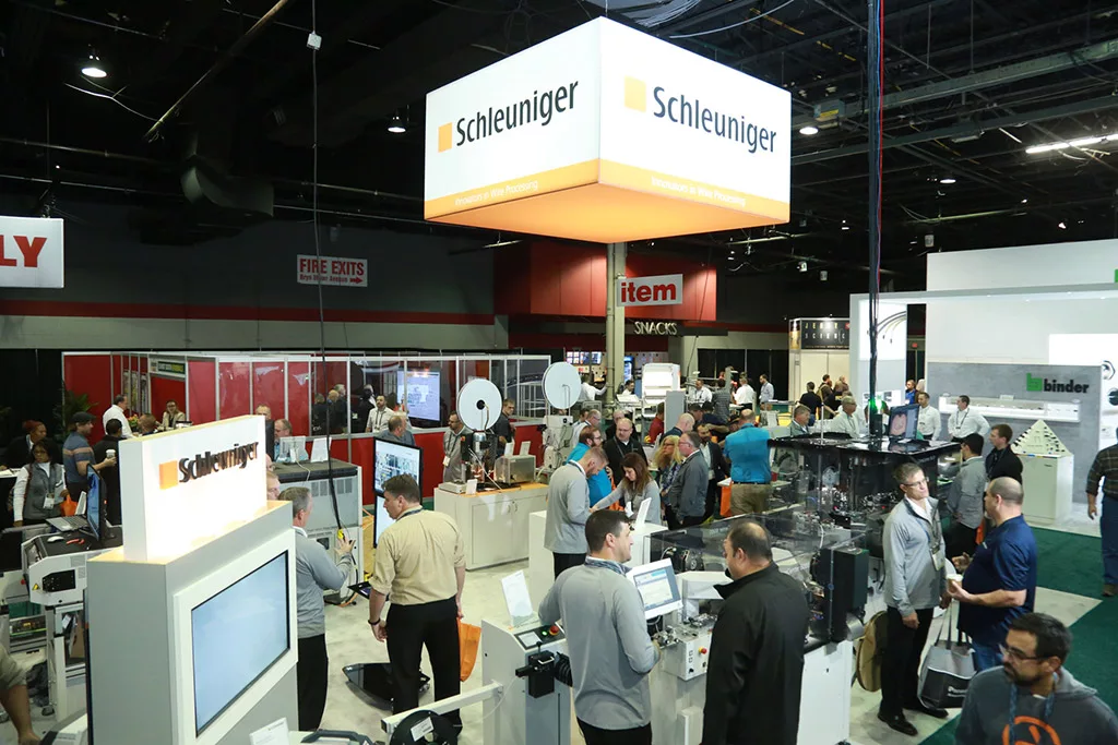 Showfloor-Web-29.jpg
