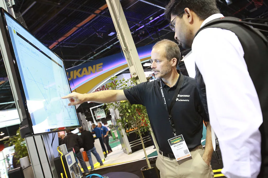 Showfloor-Web-87.jpg