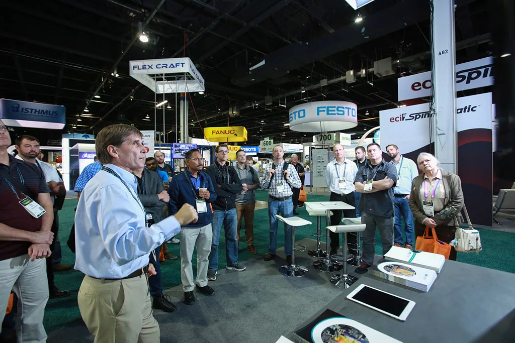Showfloor-tour-Web-5.jpg