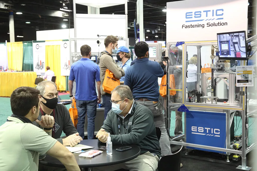 Showfloor-Web-133.jpg