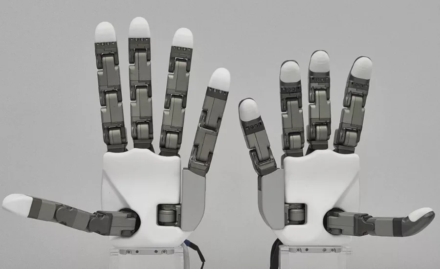 lightweight humanoid robotic hand in 2 sizes