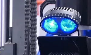 geek.jpg Robots working at Toyota Plant in Japan