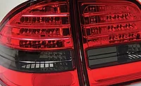 5 Vibration Welder Assembles Automotive Taillights