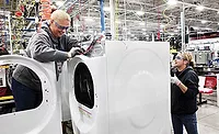 6 A Century of GE Appliance Manufacturing