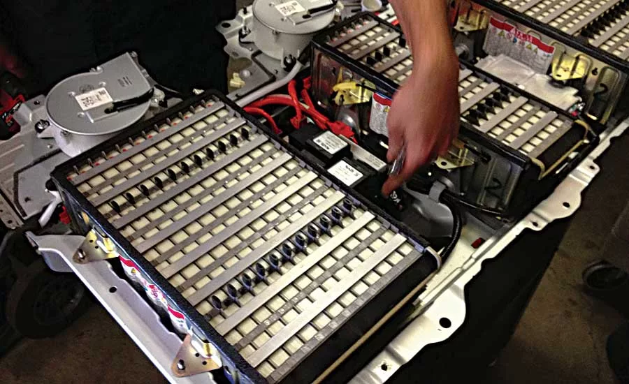 Lift Assists Raise Productivity, Lower Labor Costs