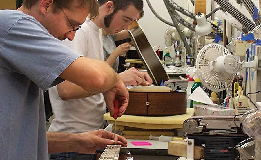 Robots Strike Right Tone With Guitar Maker