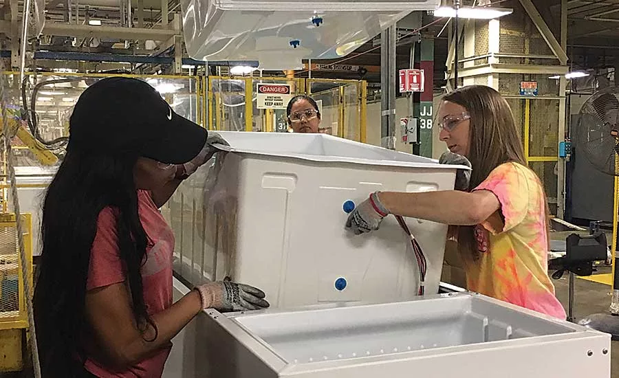Refrigerator Production Heats Up at GE Appliances