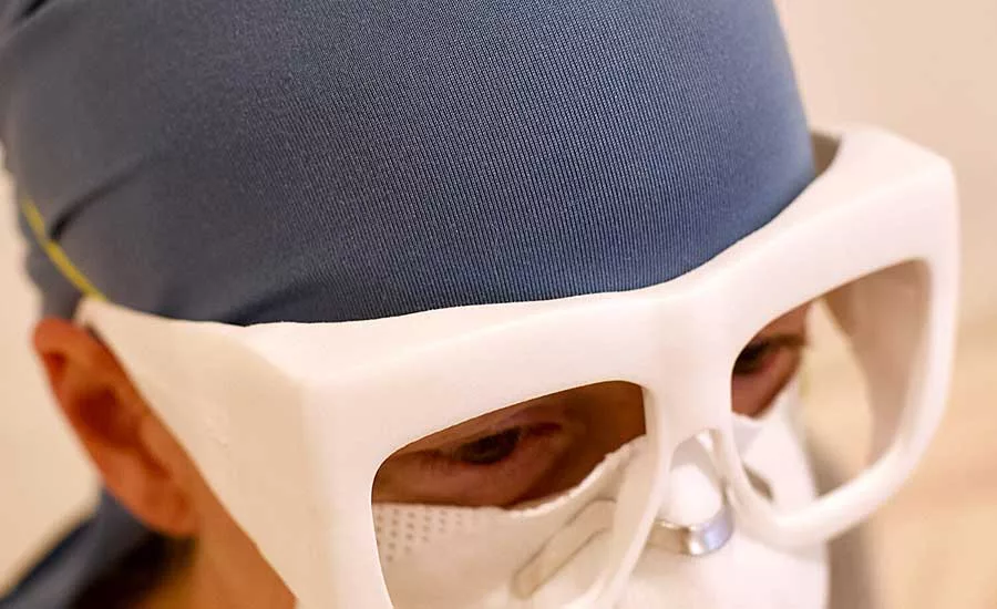 3D-Printed Eyewear "Fitz" Healthcare Workers Just Fine