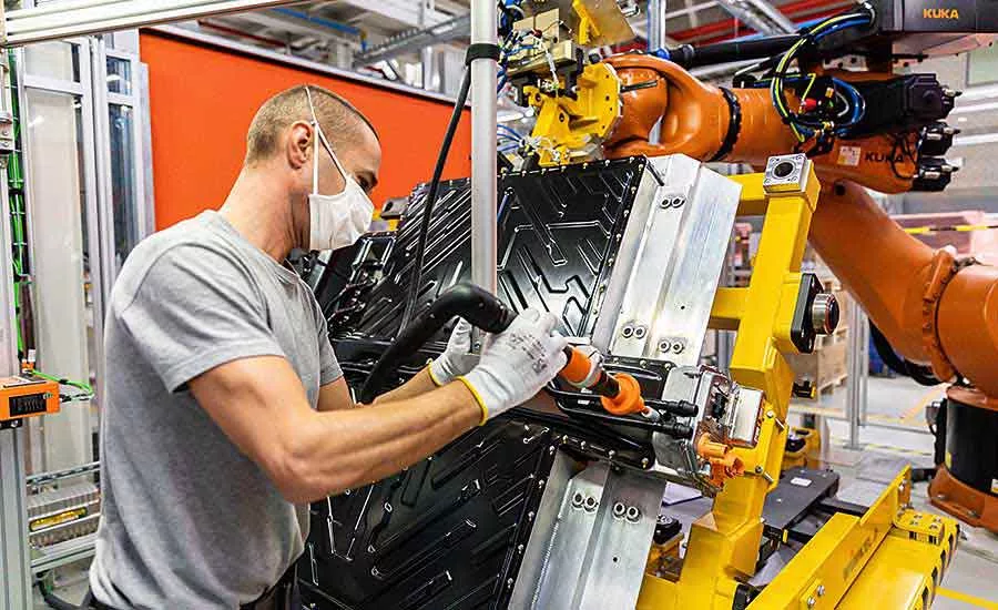 Beyond the Welding Line: Robots and Automotive Assembly