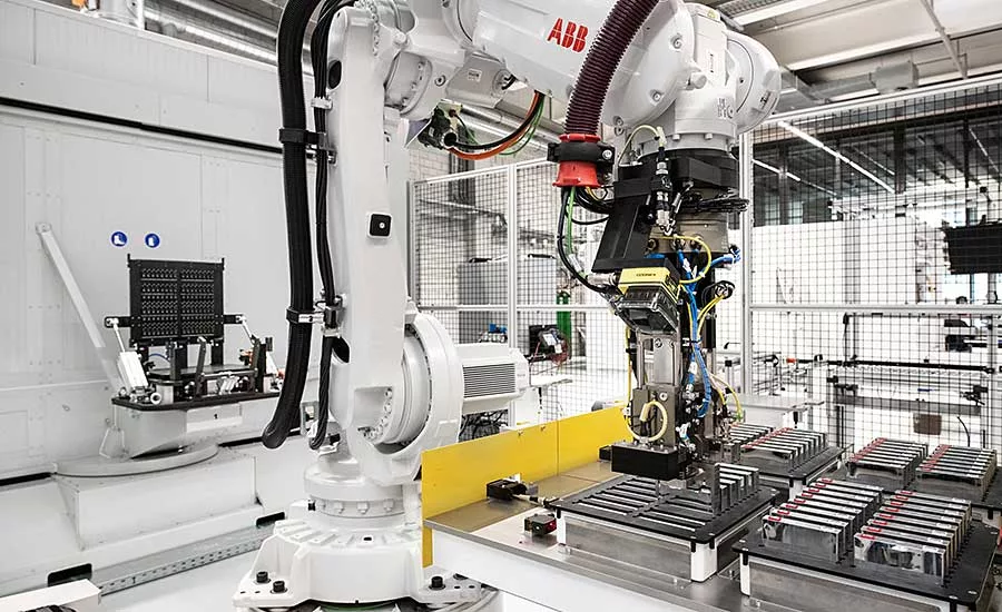 aem1222robot2.jpg