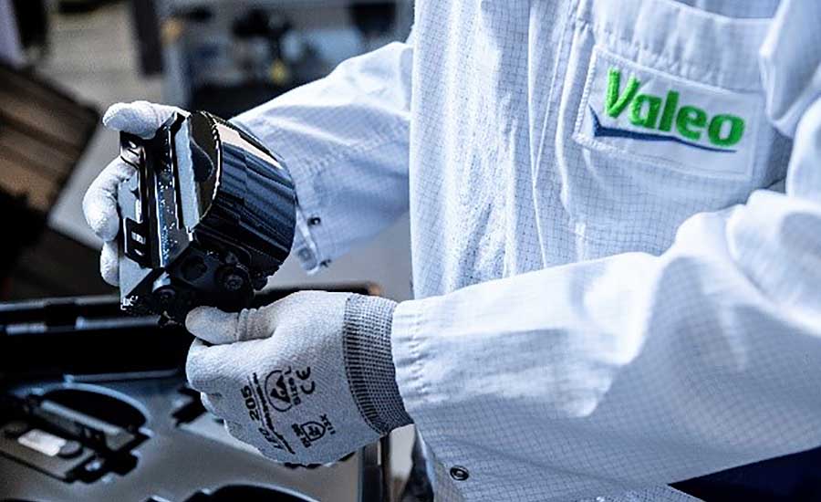 Green mobility: Atlantic France start-up Velco partners with Valeo