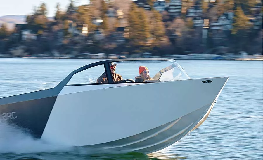 aem0922boat13.jpg