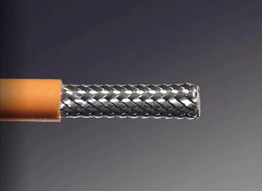 10_asmAEM0922wire3.jpg