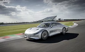 merc-ev-900.jpg