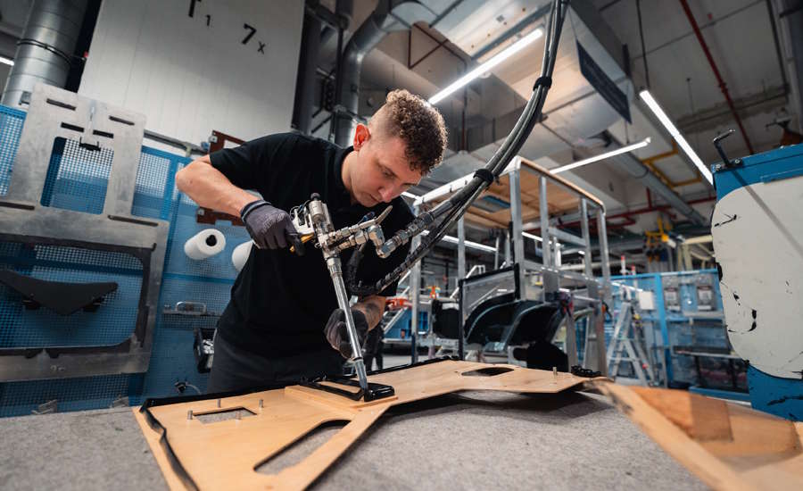 crafting wood parts for reECONIC truck