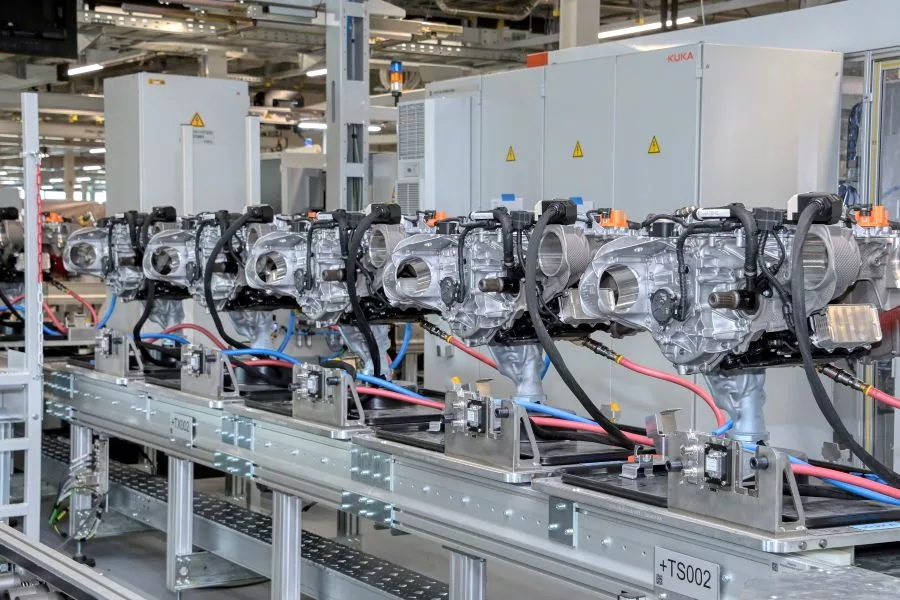 BMW Steyr engine assembly