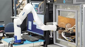 Kinova Gen 3 Machine Tending