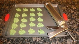 cookie press.JPG