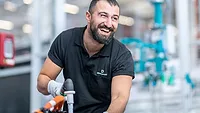 happy employee happy employee