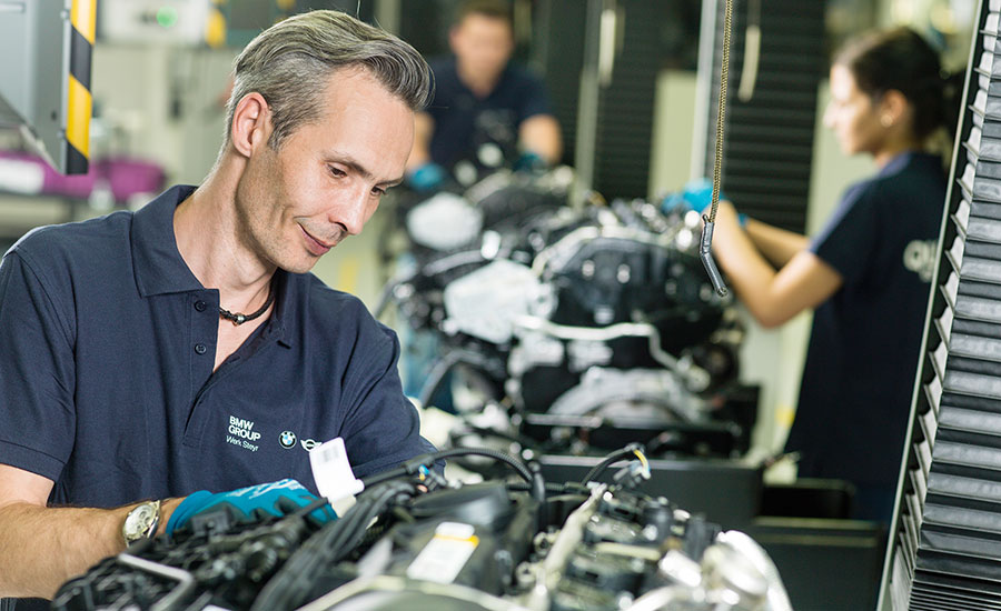 assembling internal combustion engines