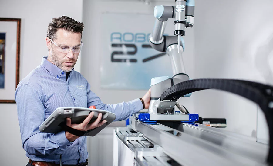 Movotrak cobot transfer unit