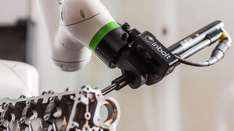 using an industrial robot in an unstructured environment