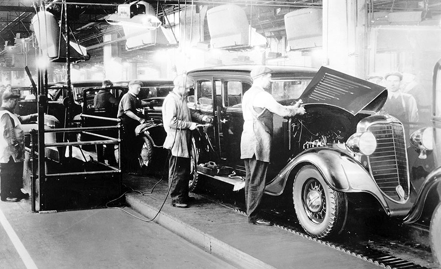 Dodge sedans approaching the end of the assembly line