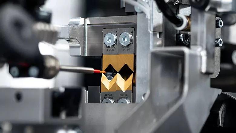semiautomatic wire stripping machine