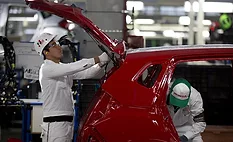 workers at a Honda assembly plant