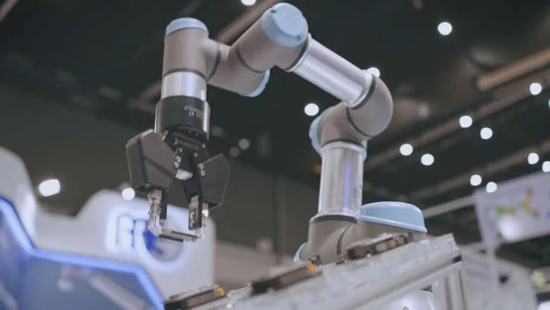 robots in manufacturing